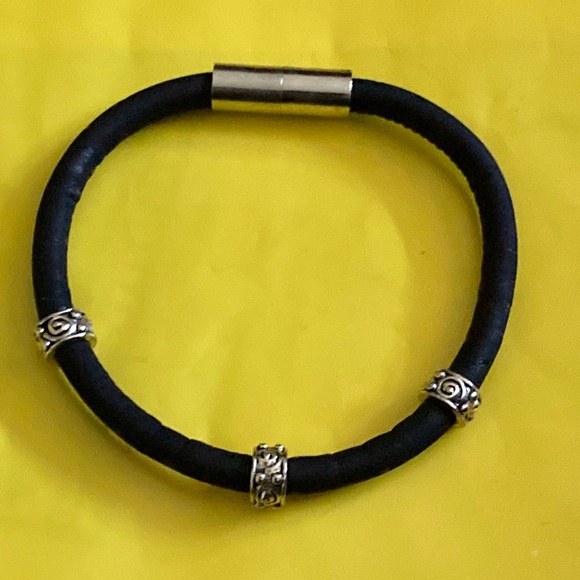 Handmade Cork Bracelet with 3 Beads and Magnetic Snap FREE SHIPPING - Picture 1 of 4